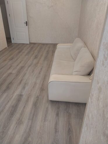 çərçivəli divan: Divan