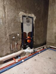 Digər ixtisaslar: Santexnik ustası Bütün növ santexnik işlərin görülməsi 12ilik təcrübə — 17