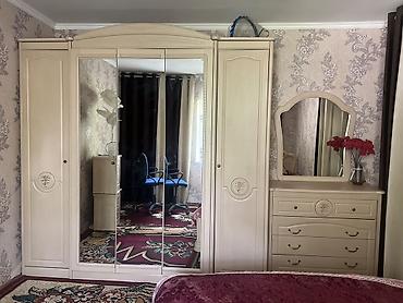 сейф двери: Спальный гарнитур, Б/у, Двуспальная кровать, Шкаф, Комод, Белоруссия, цвет - Бежевый — 1