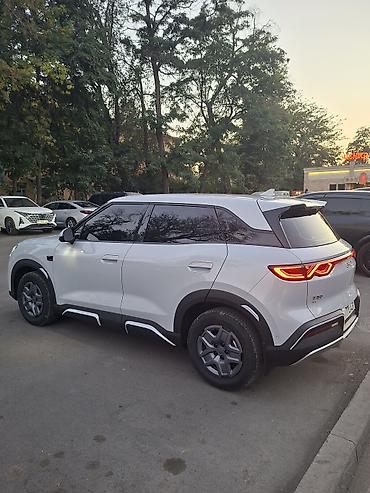 byd one up: BYD Yuan Up: 2025 г., Электромобиль — 5