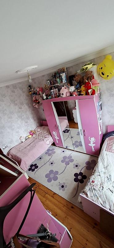 Uzunmüddətli kirayə mənzillər: 🏡 MEHDİABADDA SATILIQ EV 📍 Ünvan: Mehdiabad qəsəbəsinin mərkəzi 📏 — 3