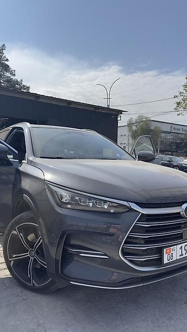 BYD: BYD Tang: 2022 г., 1.5 л, Автомат, Гибрид, Кроссовер — 1