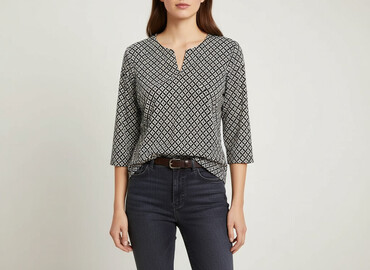 bluzki w serek plus size: Жіноча блуза, розмір M