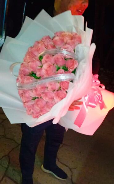 Цветы и букеты: Акция ‼️‼️💐51 роза и 101 роза‼️любое оформление на бесплатно по Вашему — 1