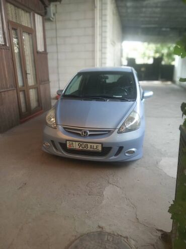 купить автомобиль маз в бишкеке: Honda Jazz: 2008 г., 1.5 л, Автомат, Бензин, Хетчбек