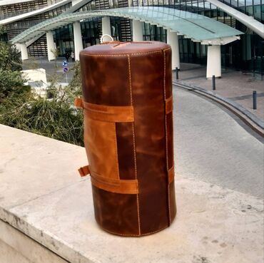 İdman çantaları: İdman çantası Təbii dəridən tamamilə əl işi olan idman çantası — 8