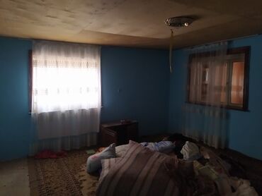 Torpaq sahələrinin satışı: Ev satılır təcili 15 sot torpaqdan ibarətdir 2 otaqlı ev var qiymət — 2