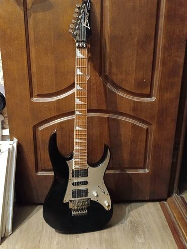 черная акустическая гитара: Гитара IBANEZ RG350EX классическая модель Гитара: электрогитара