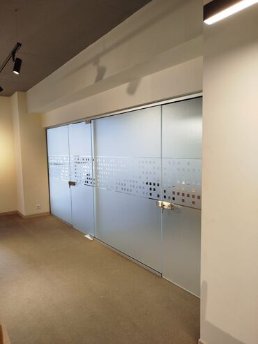 Digər tikinti materialları: Şüşə ara kesme Ofis Cafe Bank ve diger obyektler üçün şüşe — 13