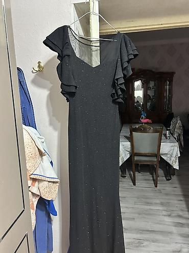 Qara axşam donu - Rəng: klassik qara, xırda parıltılı naxışlarla -