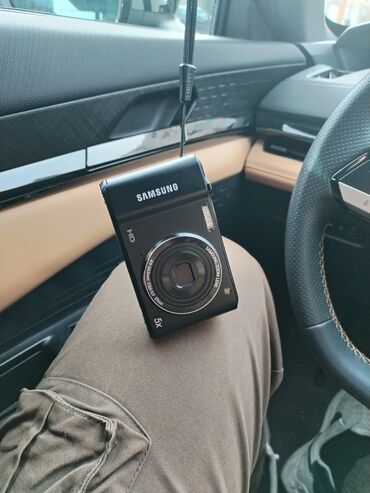 Fotokameralar: Samsung ES90 14.2 megapixel reqemsal fotoaparati islek veziyyetdedir — 10