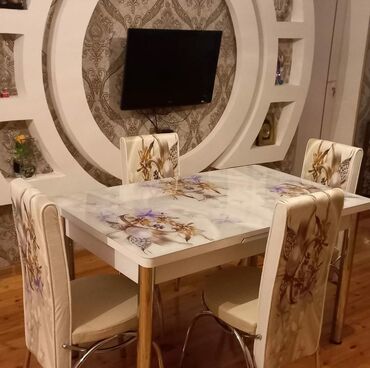 Masa və oturacaq dəstləri: Mətbəx üçün, Yeni, Açılan, 4 stul — 10