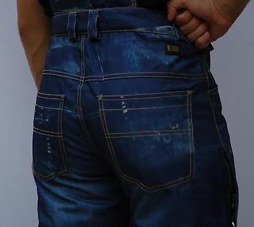 Farmerke: Muške farmerke tamnoplave boje sa ravnim nogavicama, idealne za — 7