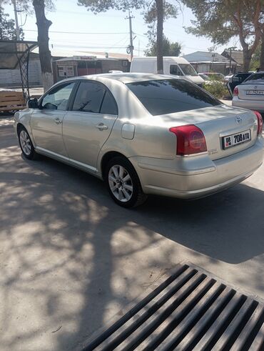 меняю скот на авто: Toyota Avensis: 2003 г., 1.8 л, Механика, Бензин, Седан