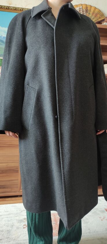 пальто мужское цена: Продаю мужское кашемировое пальто (лама) Стиль дипломат. размер 48