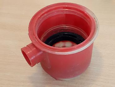 Slavine: Ručiće za ventile – delovi za umivaonik/kupatilo Cena 100din po komadu — 10