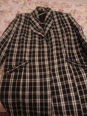 toxunma uzun jaketler: Qadın üst geyimləri dəsti 1) Qara-ağ dama/desenli tweed tipli palto -