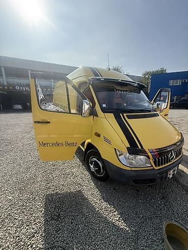 дверь мерс 124: Легкий грузовик, Mercedes-Benz, Стандарт, 3 т, Б/у — 2