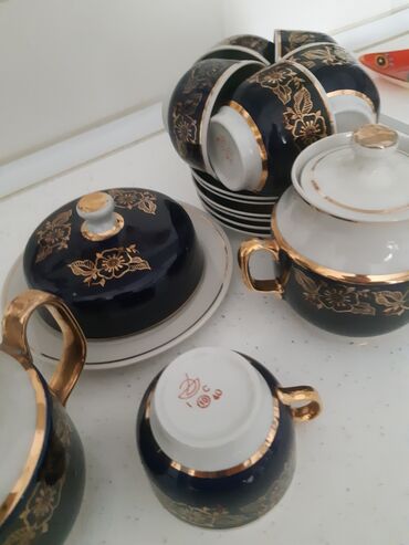 коллекция денег: Чайный сервис-"Кобальт",советский. В отличном состоянии. 6персон