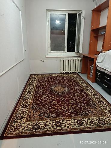 сдаю комнату для парней: Комната берилет с подселением (чоогу жашоо менен) 3 комнатанын — 1
