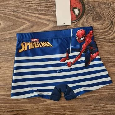 Ostala dečija odeća: Dečiji kupaći kostimi
Cena 1150 din — 7