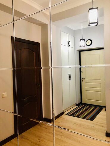 сдаю квартиру долгосрочно кызыл аскер: 3 комнаты, Агентство недвижимости, Без подселения