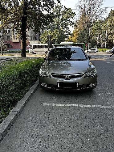Honda Civic: 2007 г., Бензин, Седан