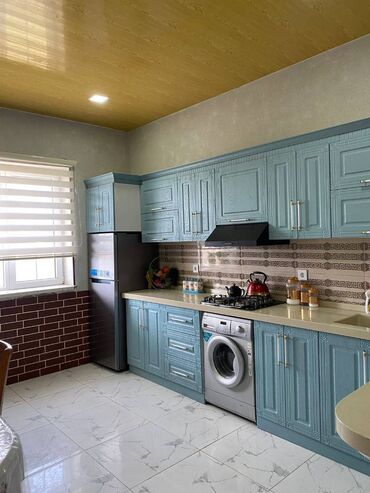 Günlük kirayə evlər: 240 kv. m, 5 otaqlı, Kanalizasiya, Qaz, Su — 11