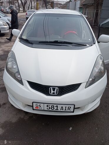 хонда фит шатл: Honda Fit: 2009 г., 1.5 л, Автомат, Бензин, Седан