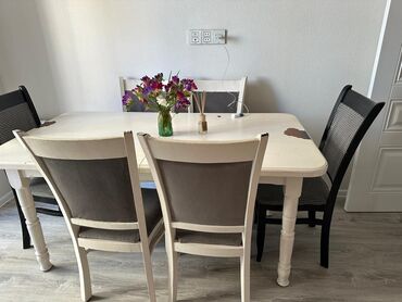 yazi stolu islenmis: Qonaq otağı üçün, İşlənmiş, Açılan, Dördbucaq masa, 6 stul