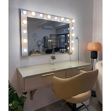 Salon, tibbi mebel: İşlənmiş, Makiyaj üçün masa, Güzgülü — 1