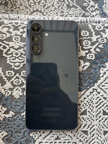 honor pad 9: Samsung Galaxy A56 5G, 256 ГБ, графитовый цвет - Экран: AMOLED, 6.4" — 1