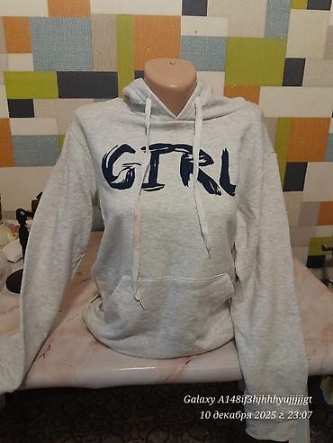 Кофты, свитеры: Женские кофты. Новые. Размеры 38-44 — 2