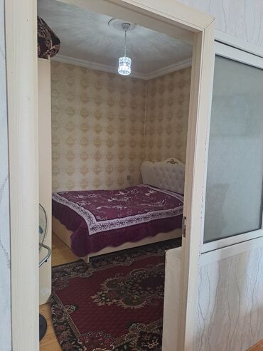 heyet evi ucun yellencekler: 3 комнаты, 150 м²