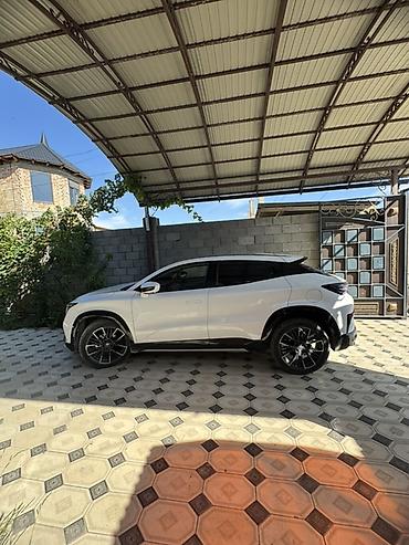 тойота приус с: Changan Uni-T: 2025 г., 1.5 л, Автомат, Бензин, Кроссовер — 10