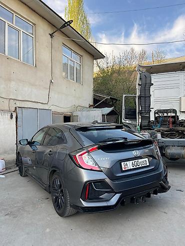 Honda: Honda Civic: 2021 г., 1.5 л, Автомат, Бензин, Хэтчбэк — 4