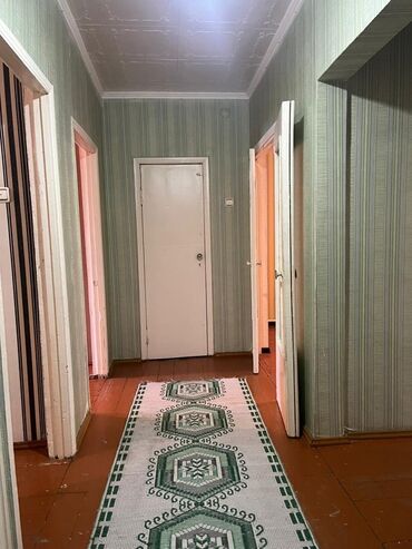 аренда квартир долгосрочно бишкек: 3 комнаты, 67 м², 1 этаж, Косметический ремонт