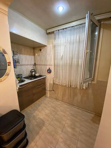 Uzunmüddətli kirayə mənzillər: Nərimanov metro stansiyasınınan 200 metr aralı, Vergilər İdarəsinin — 11