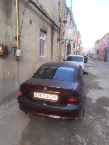 растаможка авто: Opel Vectra: 1.6 l | 1997 il 2 km Sedan