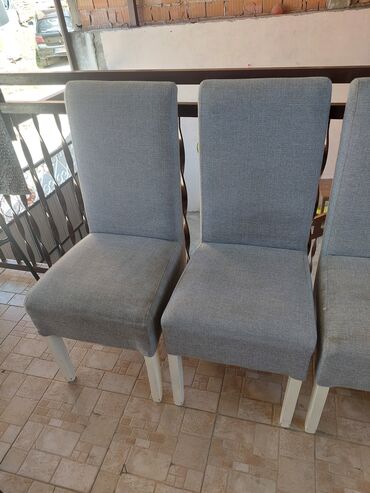 polovne kuhinjske stolice: Trpezarijska stolica, bоја - Siva, Upotrebljenо