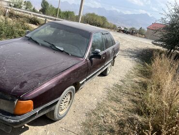 диск r16c: Audi 100 C3 (седан) - Кузов: 4-дверный седан, бордовый цвет -