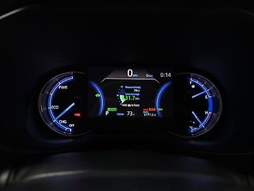 бампер на крузак: Toyota RAV4: 2020 г., 2.5 л, Вариатор, Гибрид, Кроссовер — 7