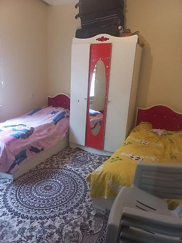 Həyət evi alıram: 81 kv. m, 3 otaqlı — 24