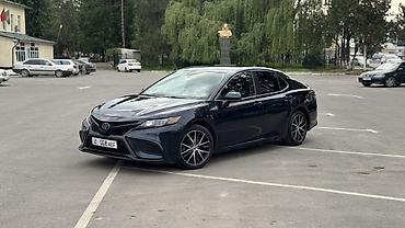 Транспорт: Toyota Camry: 2021 г., 2.5 л, Автомат, Бензин, Седан — 1