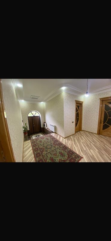 аренда 1 комнатной квартиры: 200 kv. m, 3 otaqlı, Hovuzsuz, Kombi, Qaz, İşıq
