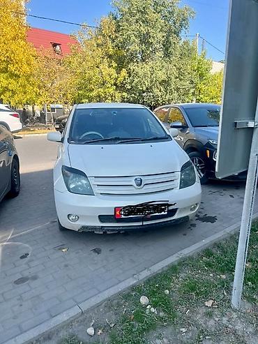 Toyota: Toyota Ist: 2003 г., 1.5 л, Автомат, Бензин, Хэтчбэк — 1