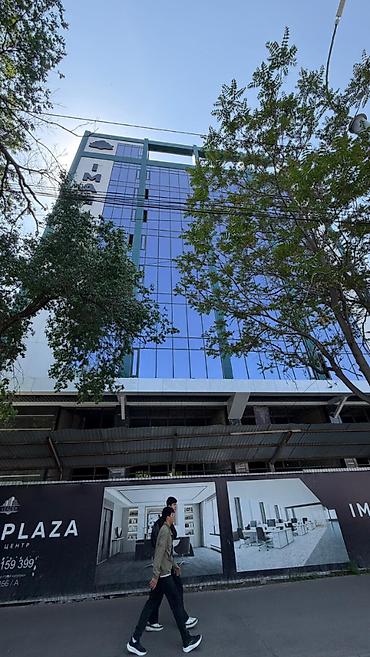 red centr: Аренда офисов, 67 м², В бизнес центре, С отдельным сан узлом — 9