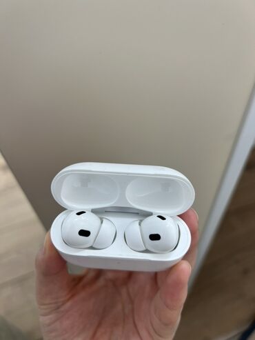 м10 наушники: Вакуумные, Apple, Б/у, Беспроводные (Bluetooth), Классические