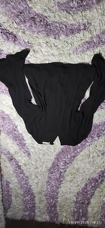 gen: Qadın geyimləri paketi 1) Qara fon üzərində qırmızı floral printli — 7