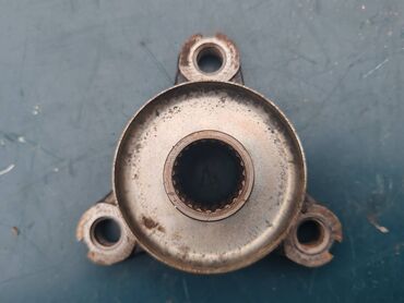 Auto delovi: Prirubnica menjaca Lada 21214 Niva novi tip sitni zubi. Polovno — 3